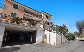 Seaview Apartment
